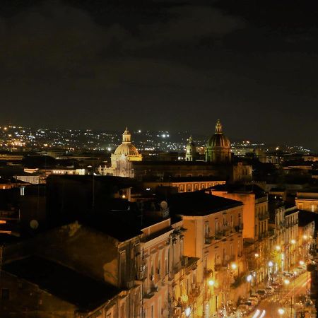 Room And Suite Trinacria View Catania Exteriör bild